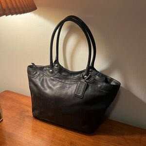 Coach Black Leather shoulder bag